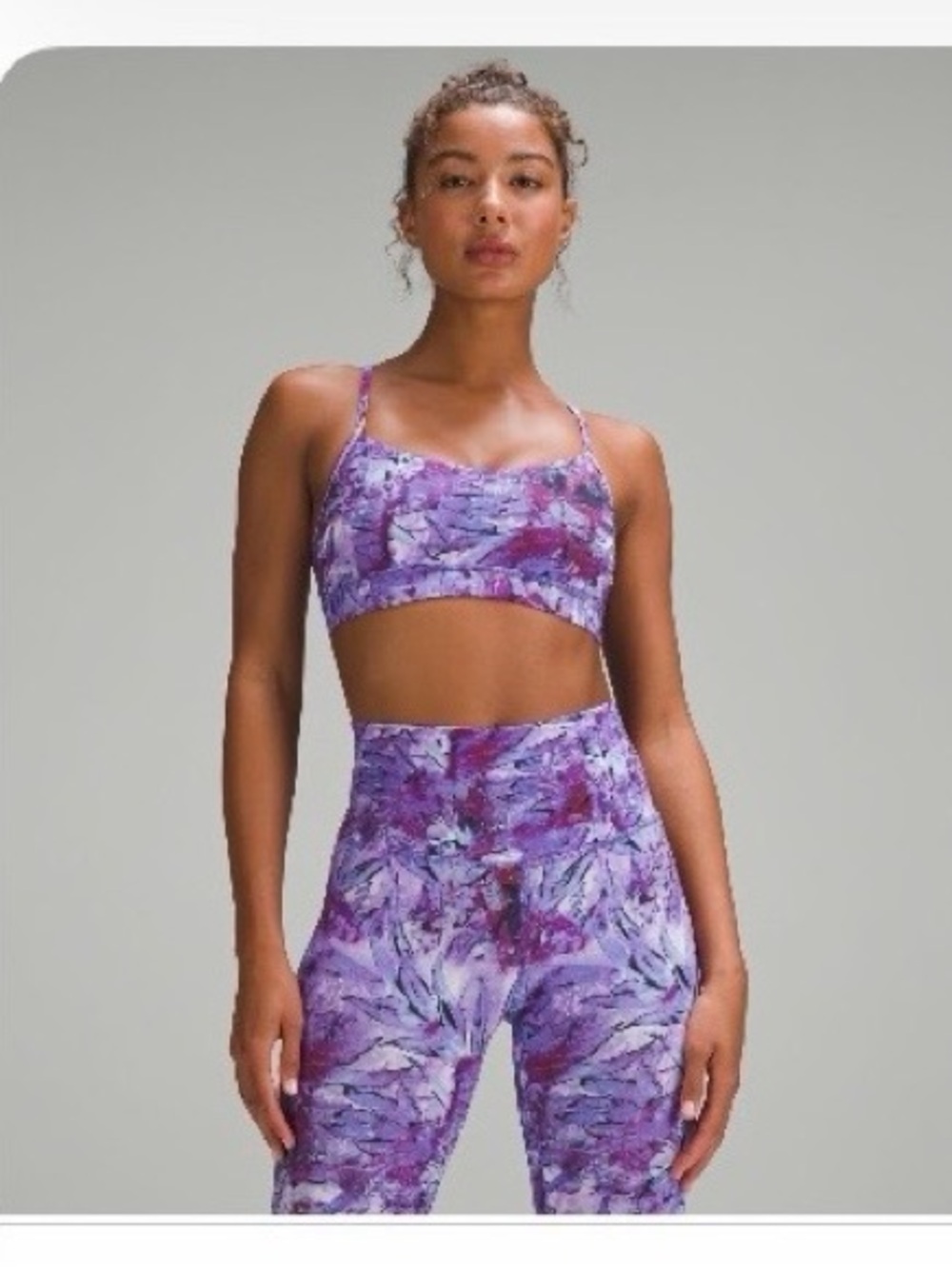Flow Y Bra Nulu *Light
Support, A-C Cups
Colour Iridescent Floral Multi LuLulemo